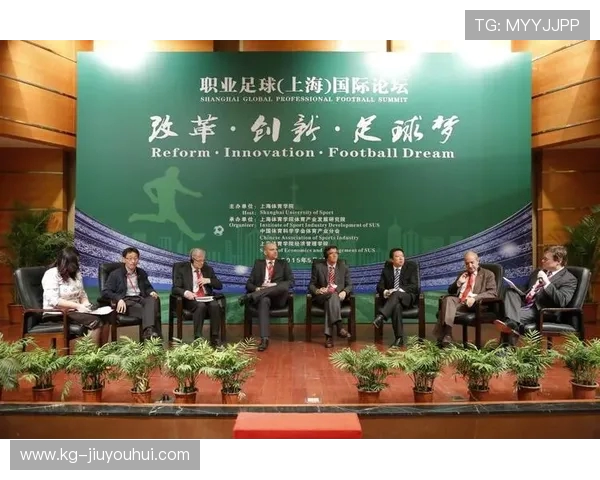 围绕女生足球及格标准探讨校园体育全面发展创新实践策略路径研究